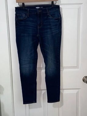Old Navy Size 6 Short Rockstar Super Skinny jeans lot6421